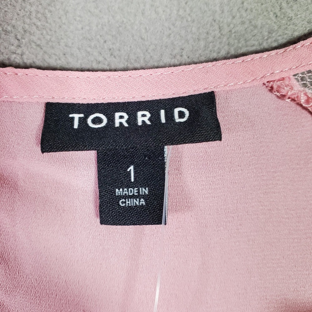 Torrid Blouse Womens 1X Pink Georgette Lace Trim V-Neck Coquette Romantic NEW - Picture 5 of 8